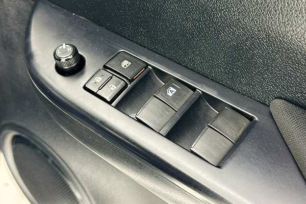 2022 Toyota HILUX SR (4x4) GUN126R 4X4