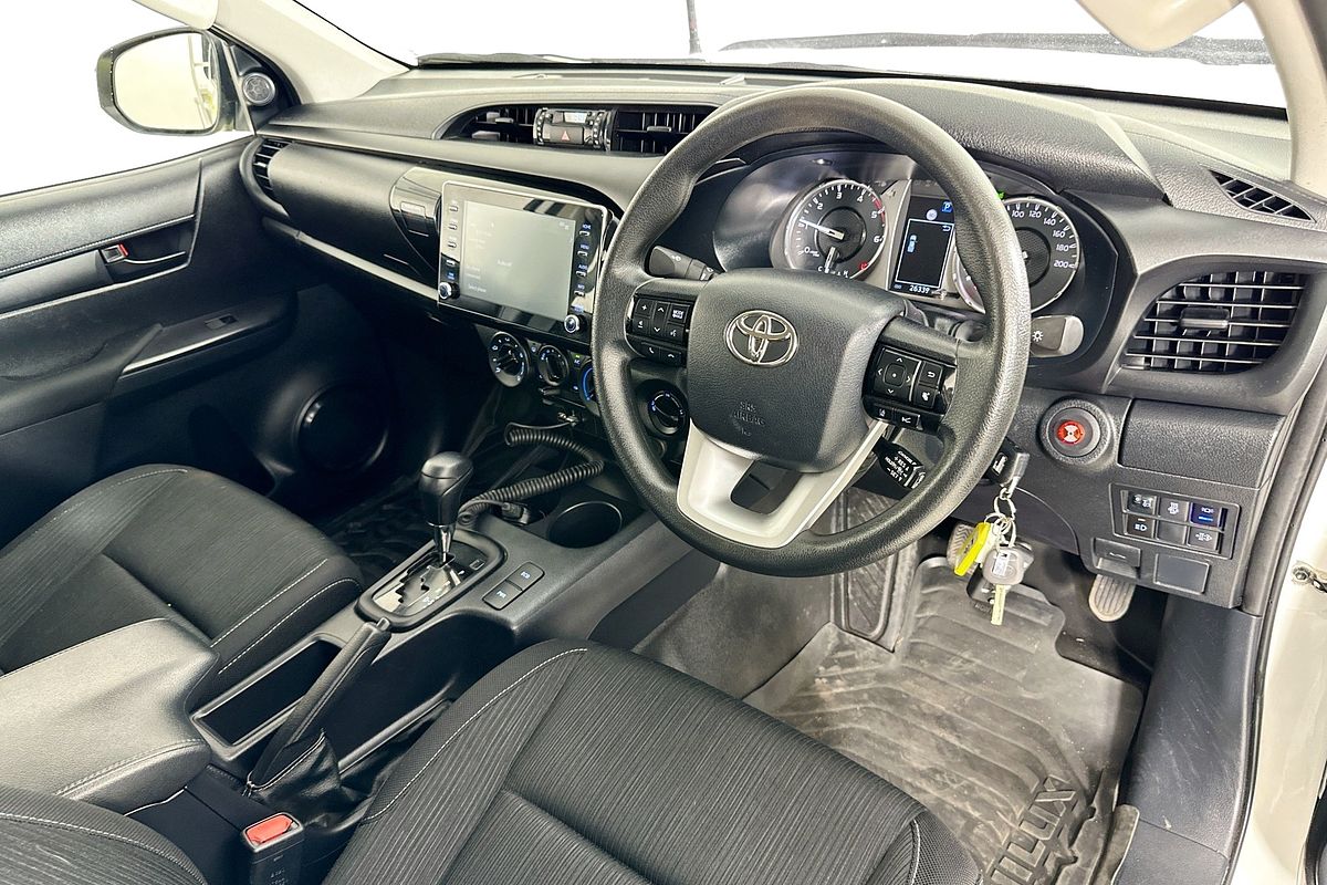 2024 Toyota HILUX SR (4x4) GUN126R 4X4