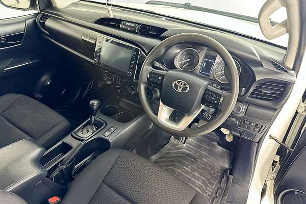 2020 Toyota HILUX SR (4x4) GUN126R MY19 UPGRADE 4X4