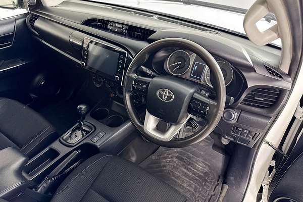 2022 Toyota HILUX SR (4x4) GUN126R 4X4