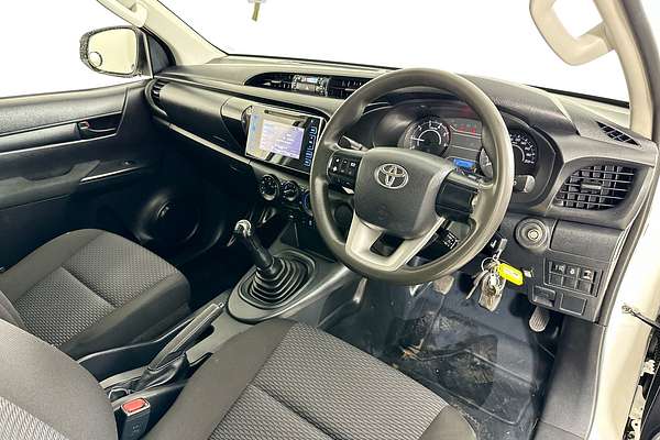 2016 Toyota Hilux WORKMATE GUN122R REAR WHEEL DRIVE