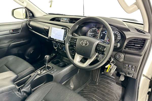 2023 Toyota HILUX SR (4x4) GUN126R 4X4