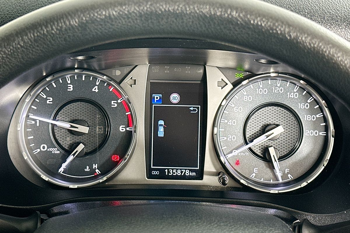 2020 Toyota HILUX SR (4x4) GUN126R FACELIFT 4X4