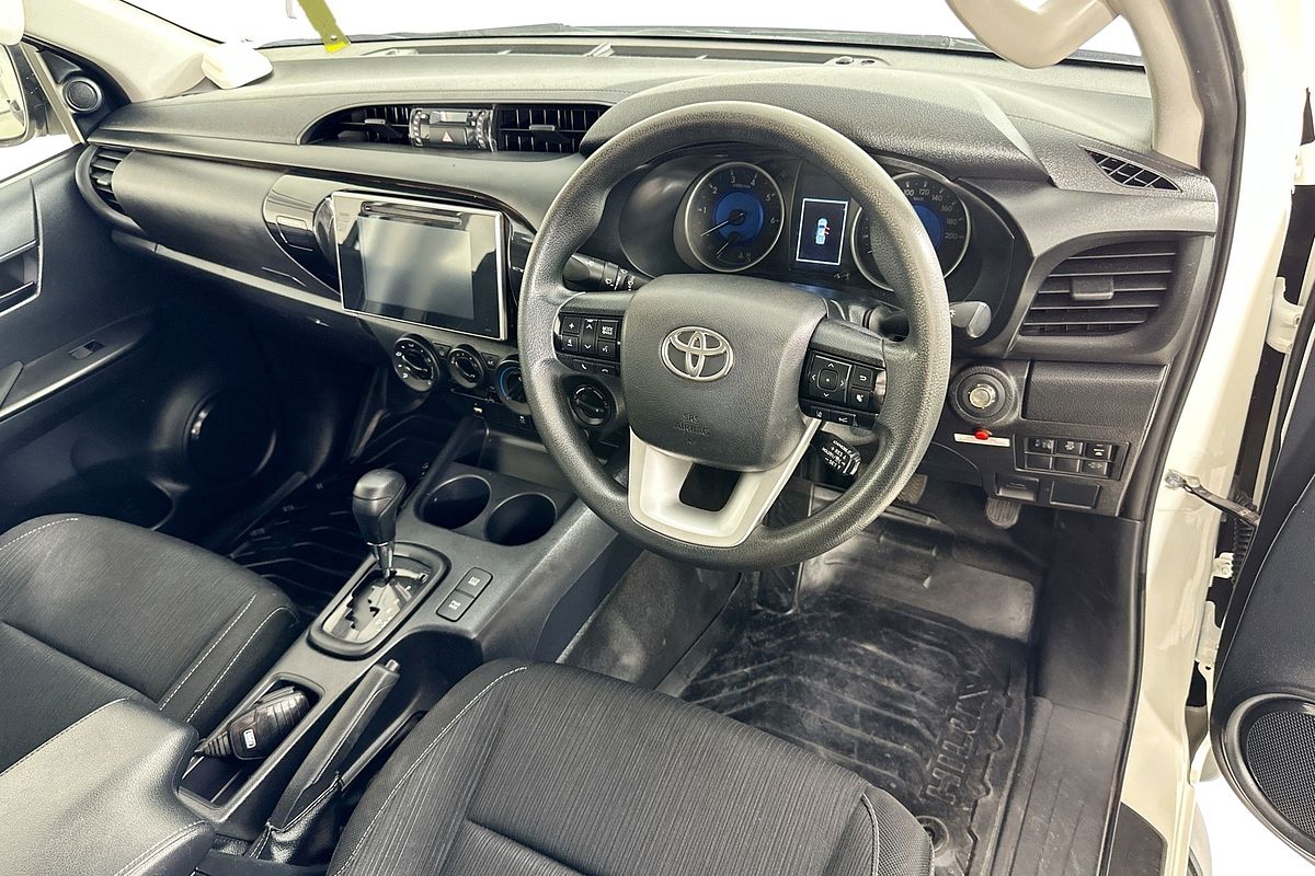 2020 Toyota HILUX SR (4x4) GUN126R MY19 UPGRADE 4X4