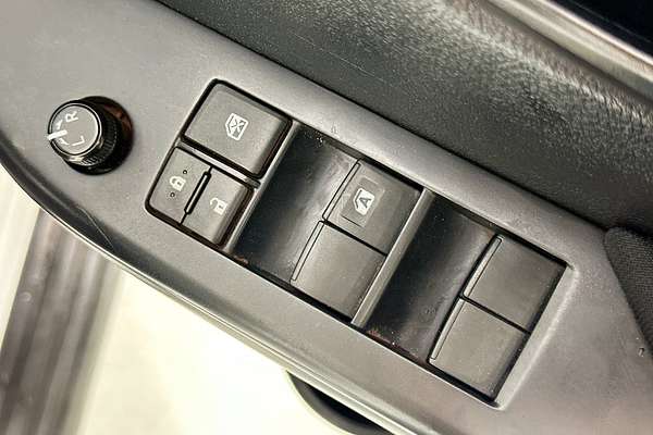 2022 Toyota HILUX SR (4x4) GUN126R 4X4