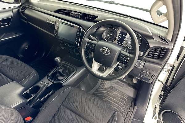 2023 Toyota HILUX SR (4x4) GUN126R 4X4