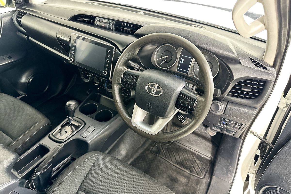 2022 Toyota HILUX SR (4x4) GUN126R 4X4
