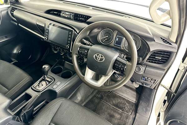 2022 Toyota HILUX SR (4x4) GUN126R 4X4