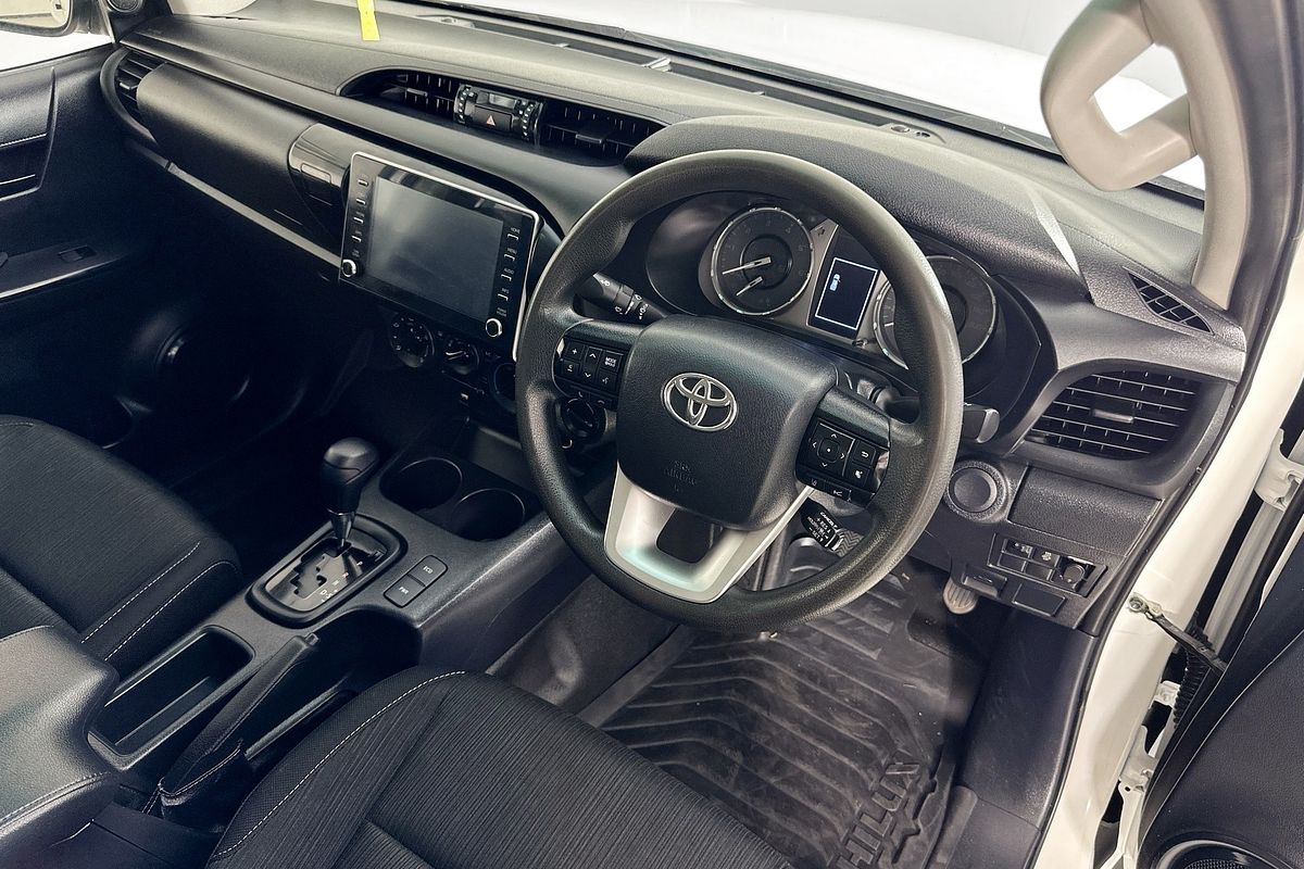 2022 Toyota HILUX SR (4x4) GUN126R 4X4