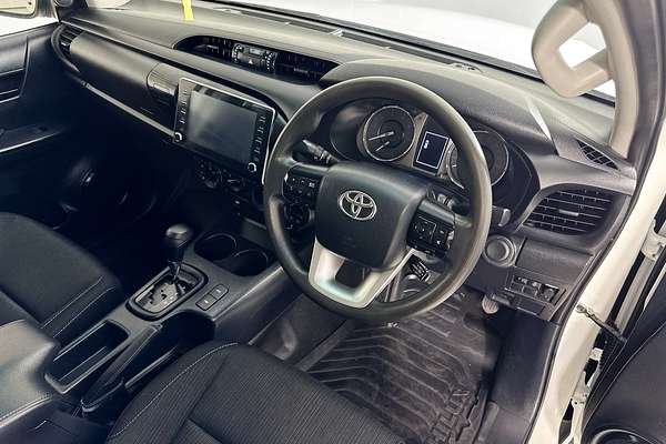 2022 Toyota HILUX SR (4x4) GUN126R 4X4