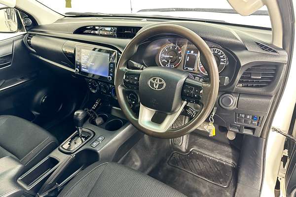2021 Toyota HILUX SR (4x4) GUN126R FACELIFT 4X4