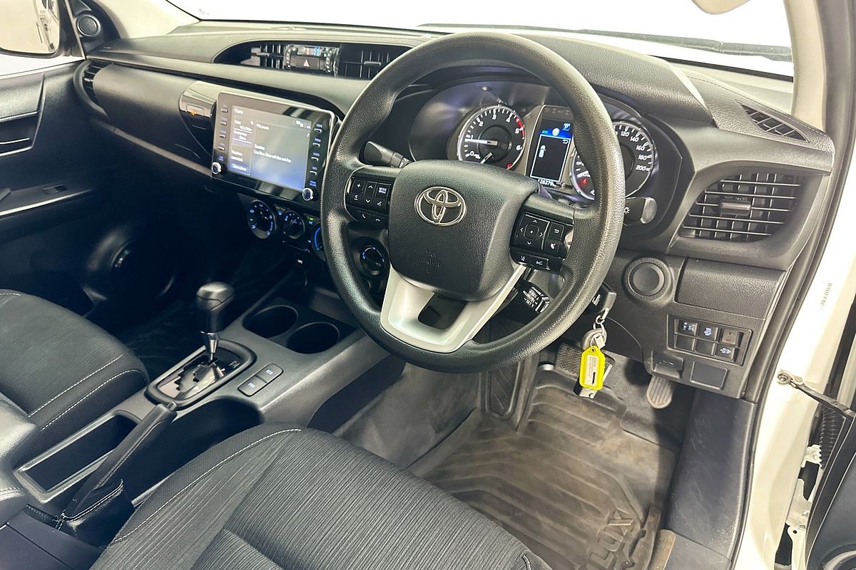 2022 Toyota HILUX SR (4x4) GUN126R 4X4