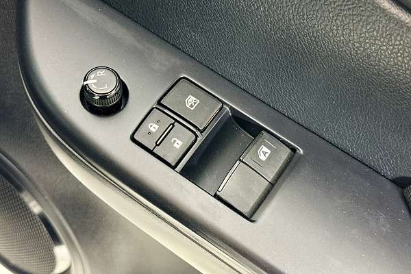 2023 Toyota HILUX SR (4x4) GUN126R 4X4