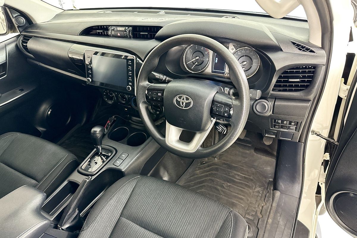 2023 Toyota HILUX SR (4x4) GUN126R 4X4