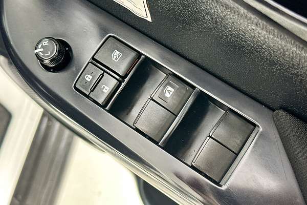 2022 Toyota HILUX SR (4x4) GUN126R 4X4