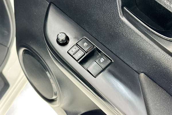 2019 Toyota HILUX WORKMATE TGN121R MY19 REAR WHEEL DRIVE