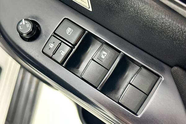 2022 Toyota HILUX SR (4x4) GUN126R 4X4