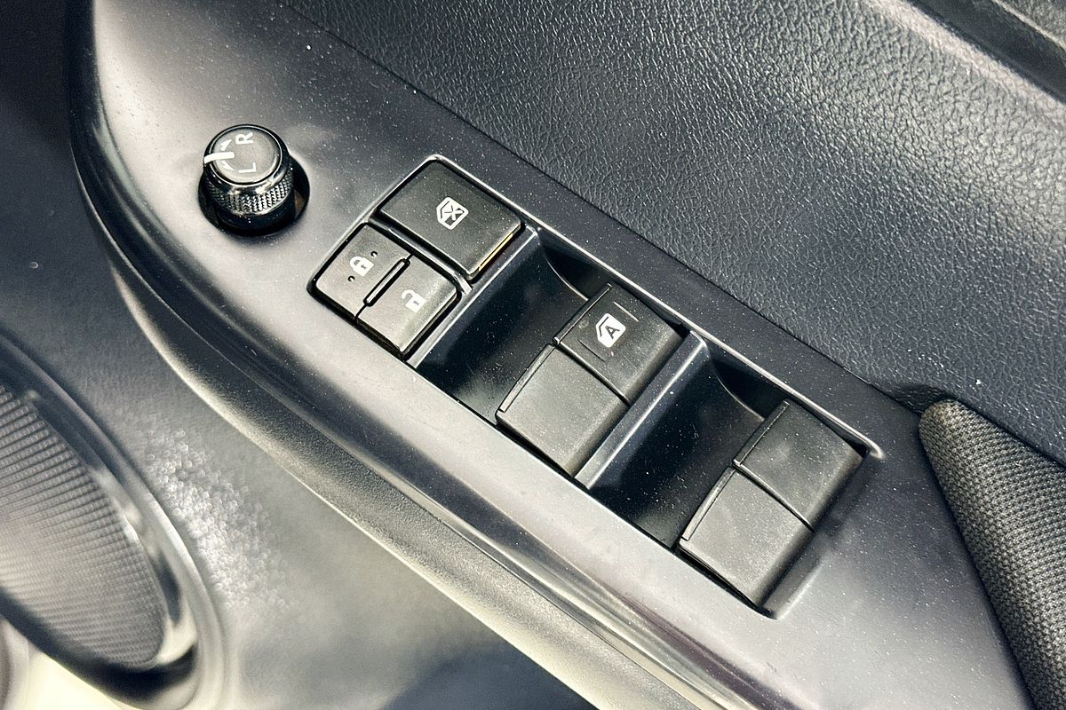 2022 Toyota HILUX SR (4x4) GUN126R 4X4