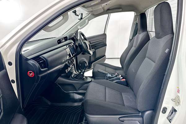 2018 Toyota HILUX WORKMATE TGN121R MY17 REAR WHEEL DRIVE
