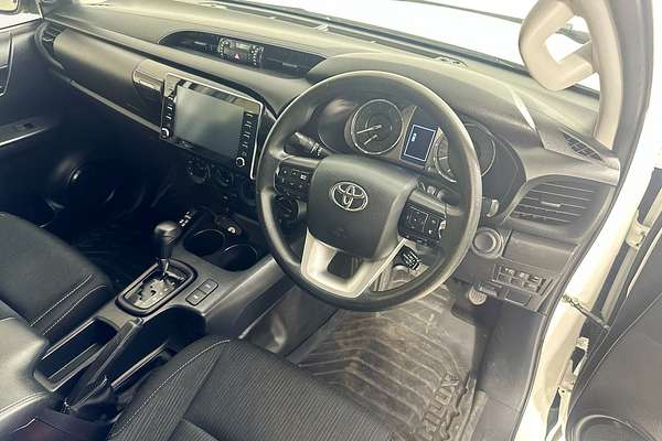 2023 Toyota HILUX SR (4x4) GUN126R 4X4