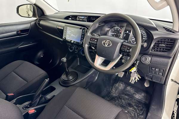 2020 Toyota HILUX WORKMATE HI-RIDER GUN135R FACELIFT 4x2