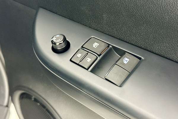 2025 Toyota Hilux SR (4x4) GUN126R RC 4X4