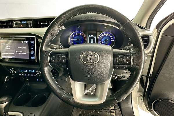 2019 Toyota HILUX SR5 (4x4) GUN126R MY19 4X4