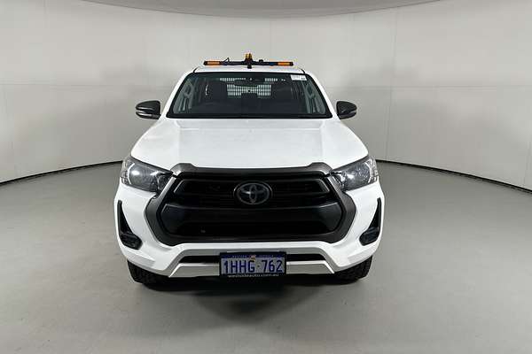 2021 Toyota HILUX SR (4x4) GUN126R FACELIFT 4X4