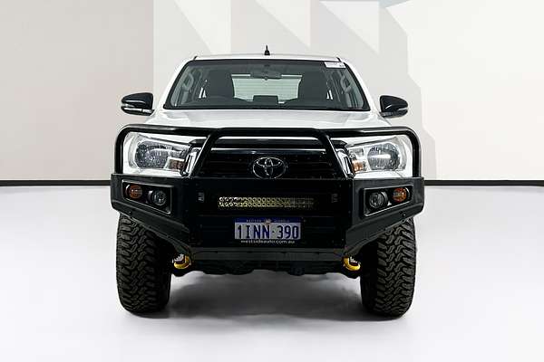 2019 Toyota HILUX SR (4x4) GUN126R MY19 4X4