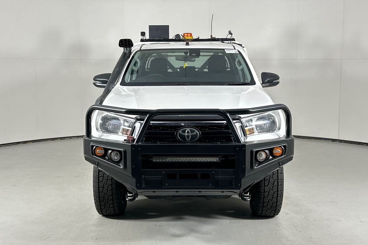 2020 Toyota HILUX SR (4x4) GUN126R MY19 UPGRADE 4X4
