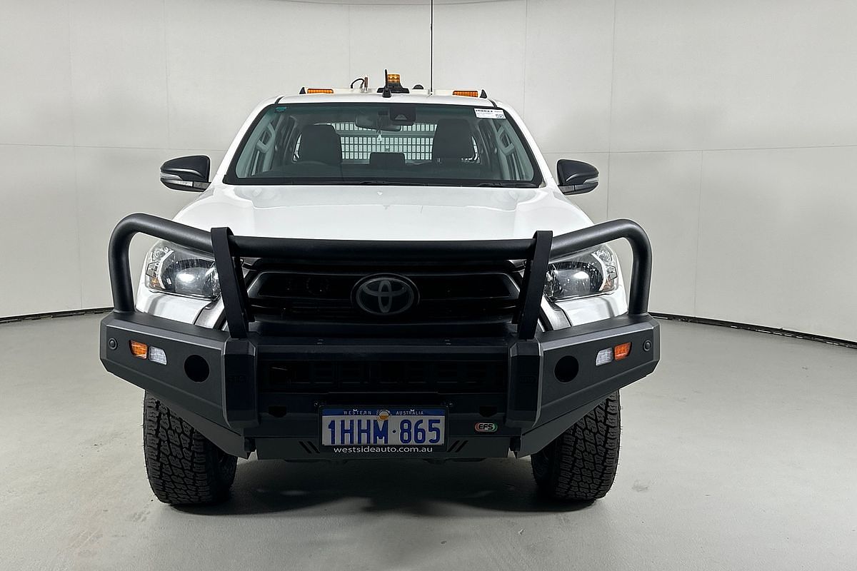 2021 Toyota HILUX SR (4x4) GUN126R FACELIFT 4X4