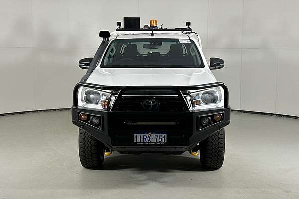 2020 Toyota HILUX SR (4x4) GUN126R MY19 UPGRADE 4X4