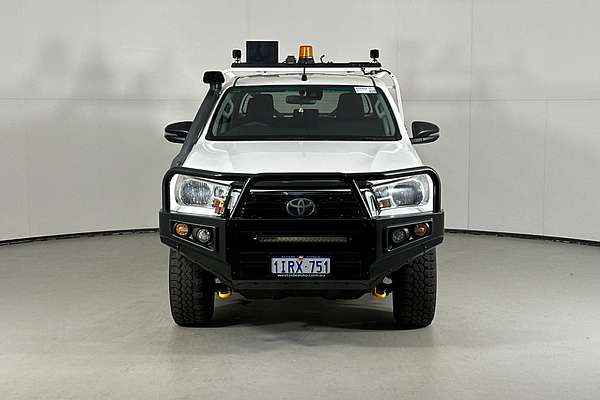 2020 Toyota HILUX SR (4x4) GUN126R MY19 UPGRADE 4X4