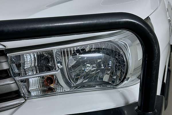 2018 Toyota HILUX SR (4x4) GUN126R MY17 4X4