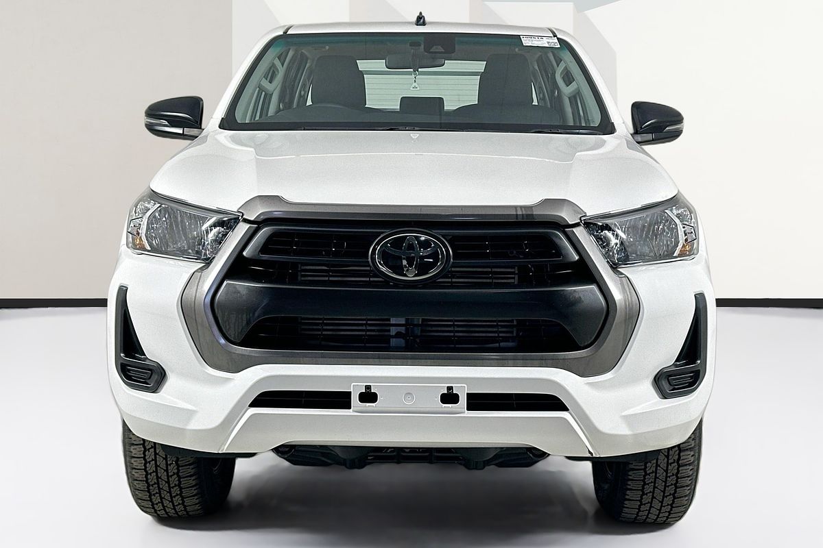 2021 Toyota HILUX SR (4x4) GUN126R FACELIFT 4X4