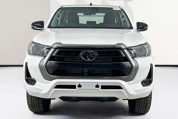 2021 Toyota HILUX SR (4x4) GUN126R FACELIFT 4X4