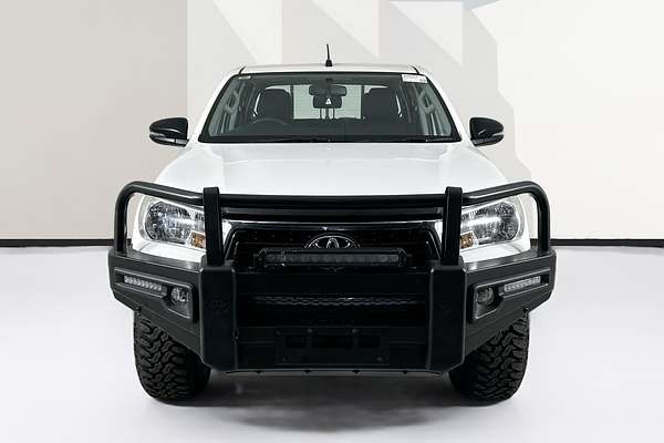 2019 Toyota HILUX SR (4x4) GUN126R MY19 4X4