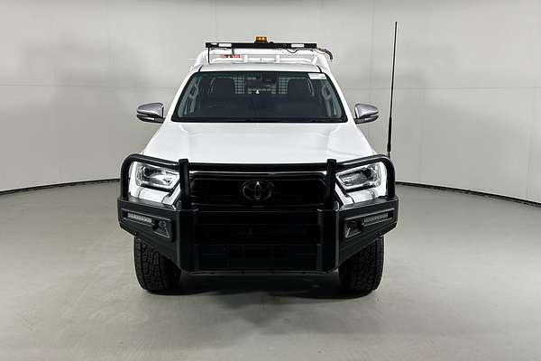 2021 Toyota HILUX SR5 (4x4) GUN126R FACELIFT 4X4