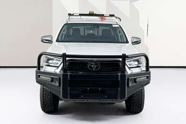 2021 Toyota HILUX SR5 (4x4) GUN126R FACELIFT 4X4