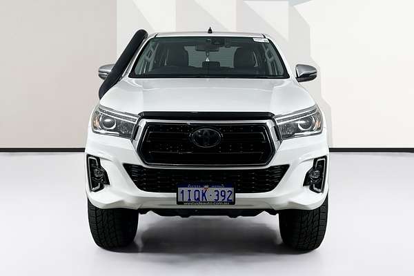 2020 Toyota HILUX SR5 (4x4) GUN126R MY19 UPGRADE 4X4
