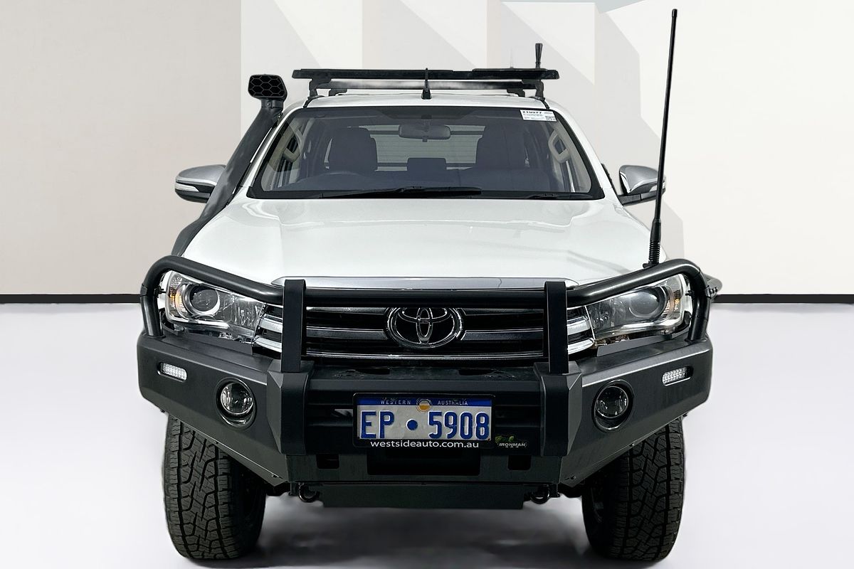 2016 Toyota HILUX SR5 (4x4) GUN126R 4X4