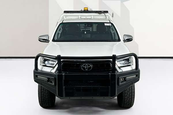 2021 Toyota HILUX SR5 (4x4) GUN126R FACELIFT 4X4