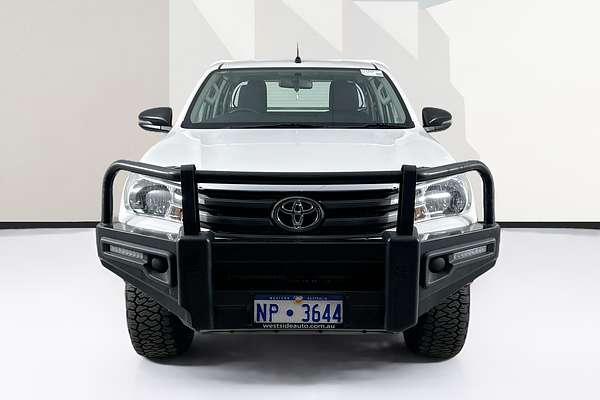 2017 Toyota HILUX SR GUN126R 4X4