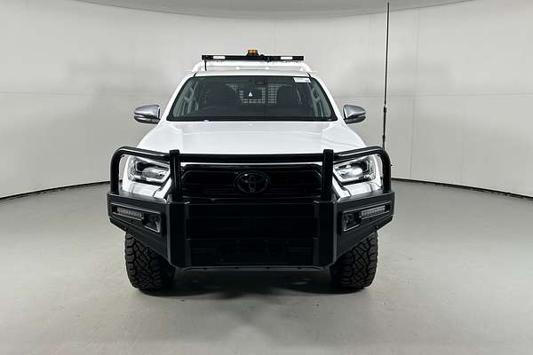 2021 Toyota HILUX SR5 (4x4) GUN126R FACELIFT 4X4