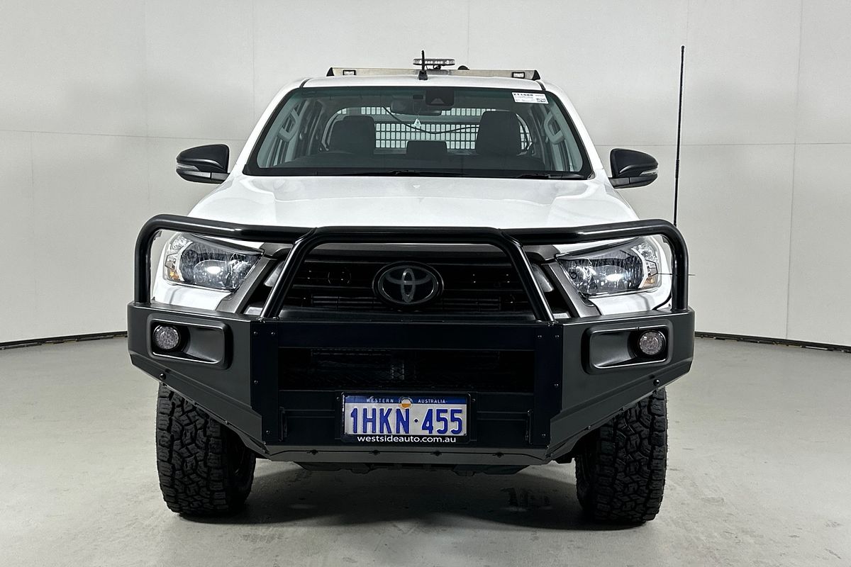2021 Toyota HILUX SR (4x4) GUN126R 4X4