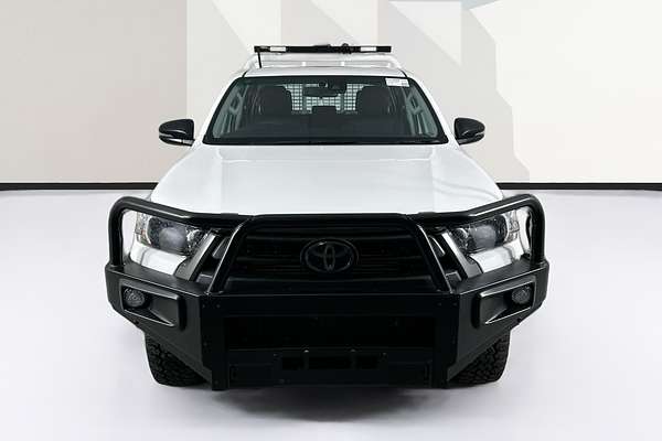 2021 Toyota HILUX SR (4x4) GUN126R FACELIFT 4X4