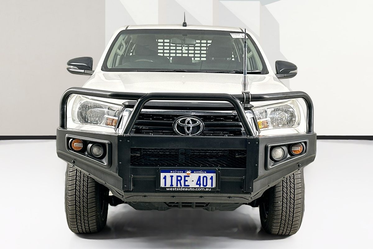 2019 Toyota HILUX SR (4x4) GUN126R MY19 4X4