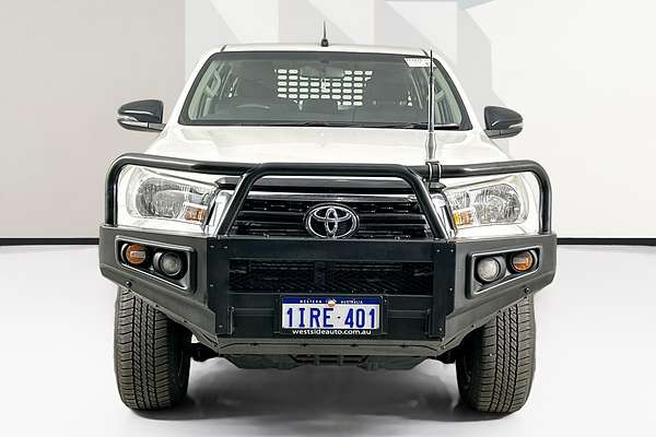 2019 Toyota HILUX SR (4x4) GUN126R MY19 4X4