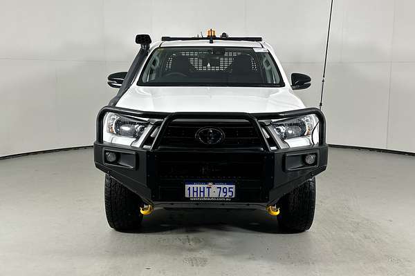 2021 Toyota HILUX SR (4x4) GUN126R FACELIFT 4X4