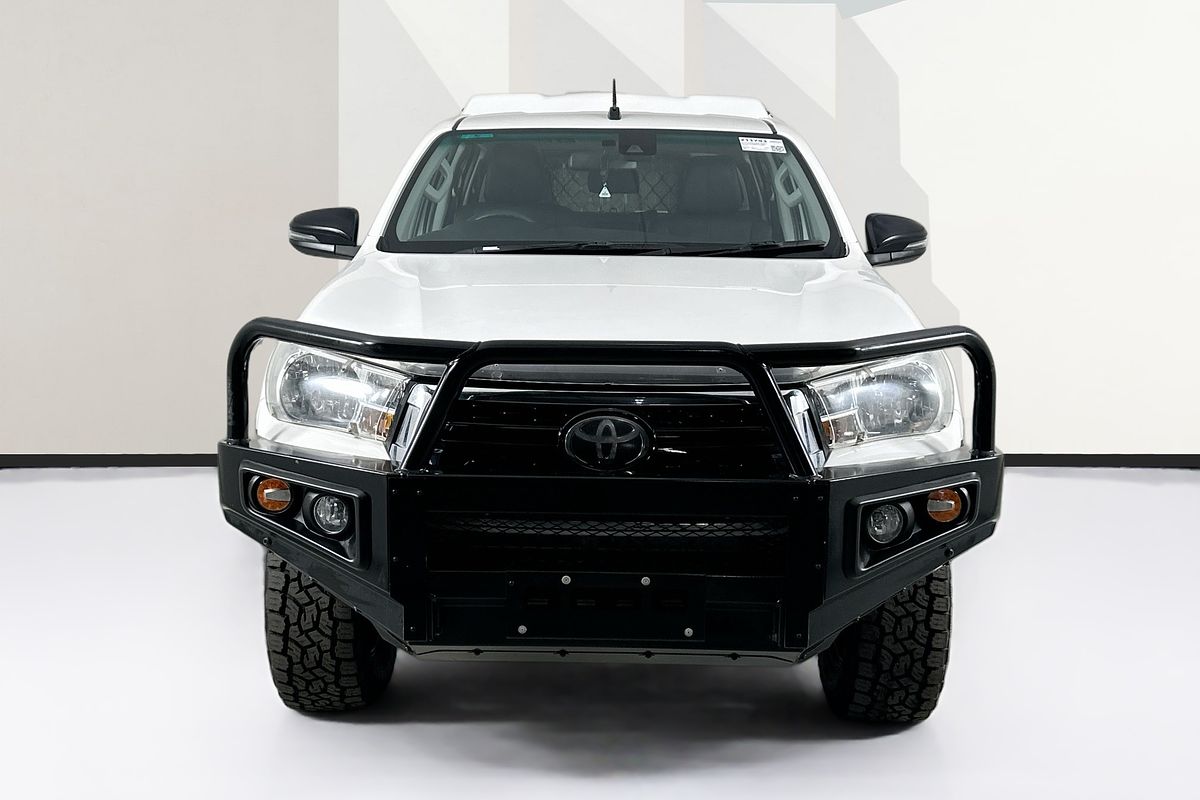 2019 Toyota HILUX SR (4x4) GUN126R MY19 4X4